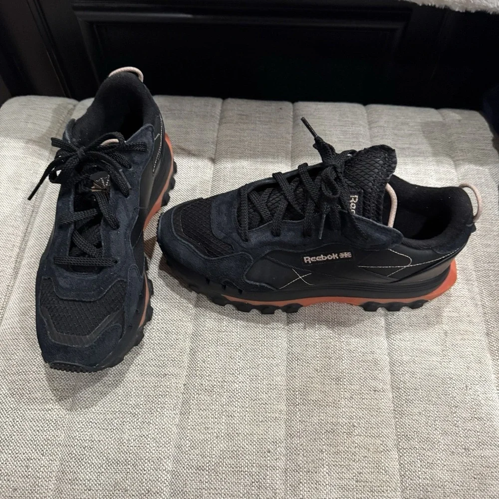 Cardi B x Reebok Classic Leather Core Black Fiery Orange Shoe Sneaker GY5925 9.5